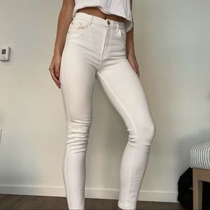 White Zara brand Jeans